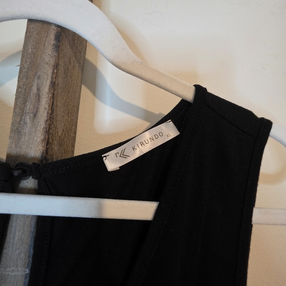 ⭐️40% Off⭐️ Black Sleeveless Jumpsuit with Drawstring Waist - Picture 11 of 11